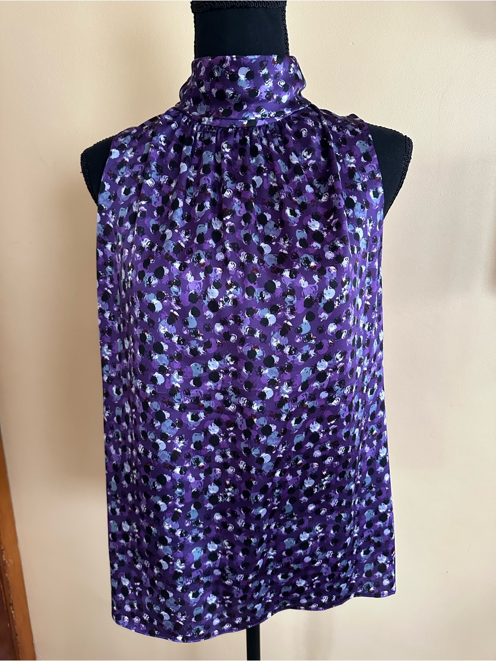 WHBM purple dotted halter blouse mock neck tie women’s size Small